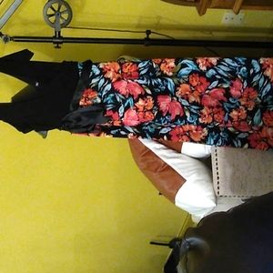 SNL size 16 flowered dress